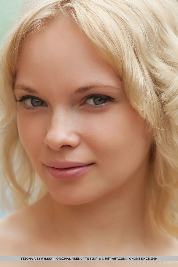 Алиса, 21