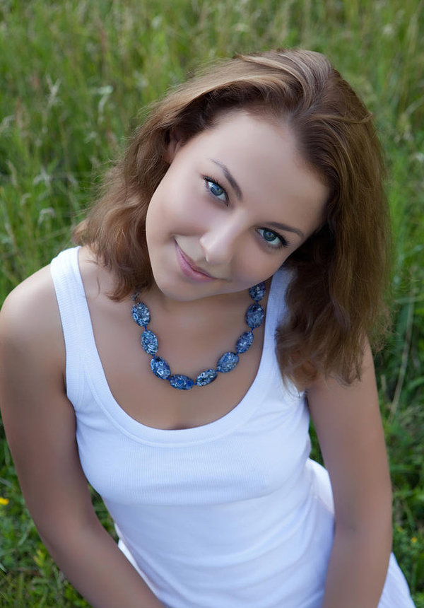 Белла, 22